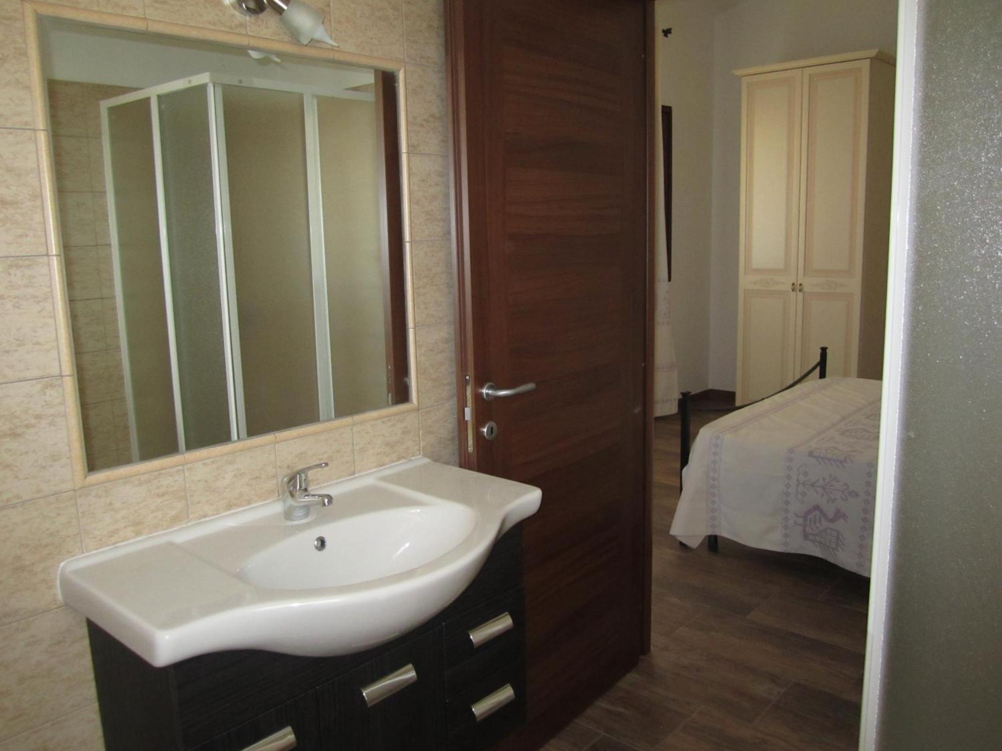 Agriturismo Gli Olivastri -Appartamento Bel Vedere Con Piscina ,Solarium E Vista Mare,Climatizzatore ,Wifi Алиенту Екстериор снимка